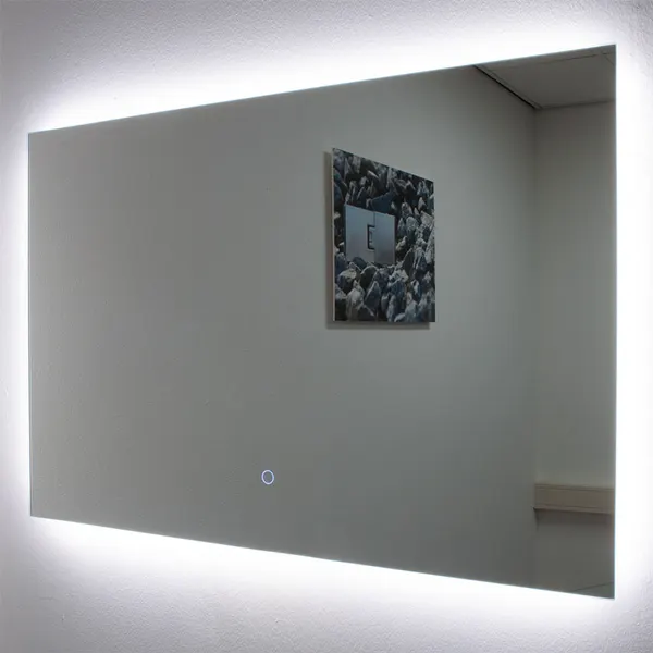 Rechthoekige spiegel zonder frame met indirect LED verlichting en verwarming 900x600mm