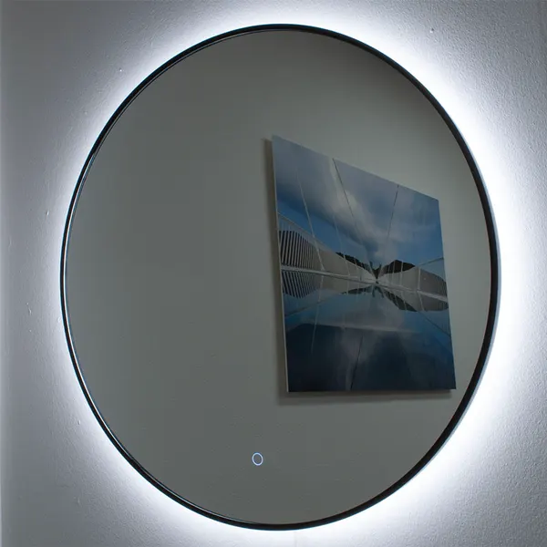 Ronde spiegel met zwart frame met indirect LED verlichting en verwarming 600mm
