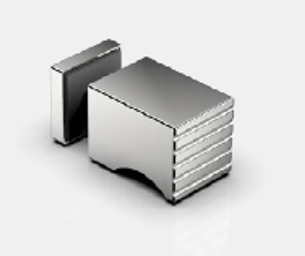 Vierkante deurknop enkel boring Ø 12mm glans chroom ribbel Flamea+ Linea